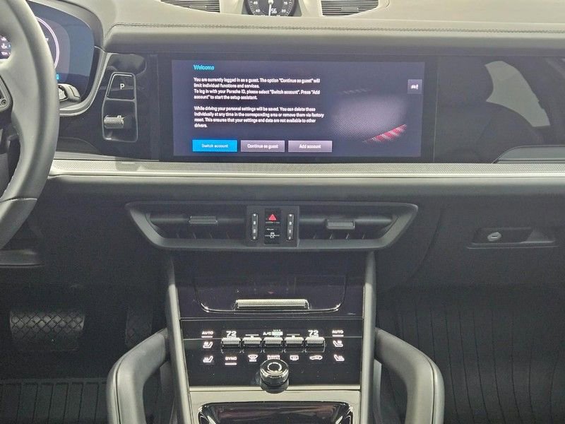 Certified 2025 Porsche Cayenne image 15