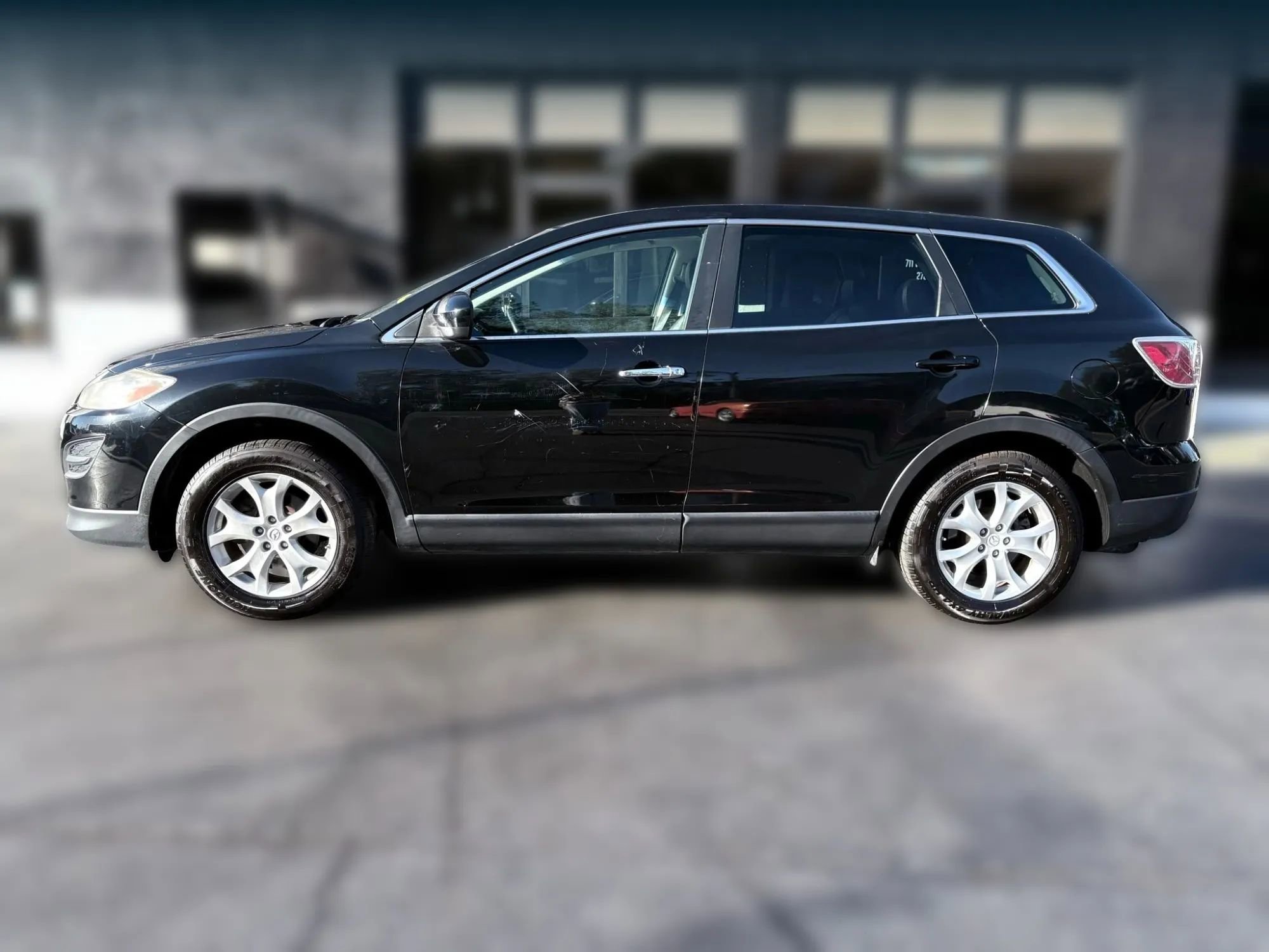 Used 2011 MAZDA CX-9 Touring w/ Moonroof & Bose Audio Pkg image 2