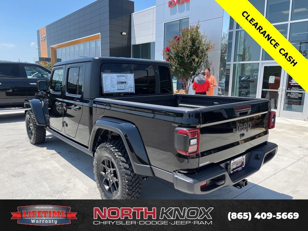 New 2025 Jeep Gladiator Sport image 17