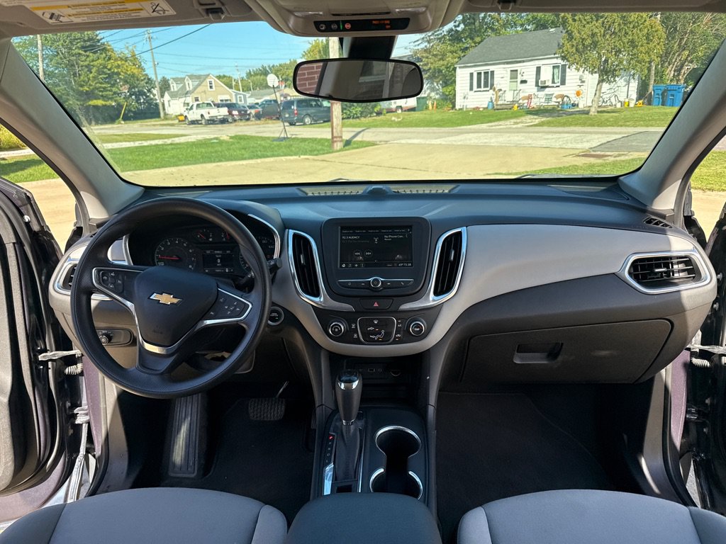 Used 2019 Chevrolet Equinox LS AWD/4WD image 9