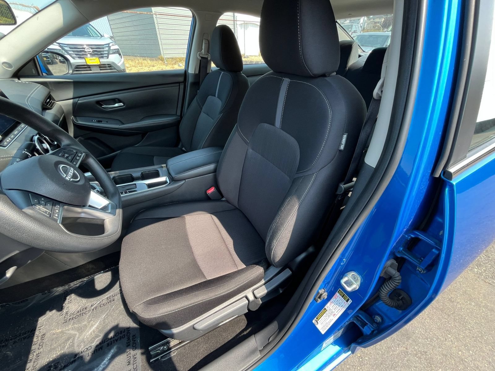 Used 2025 Nissan Sentra SV FWD image 30