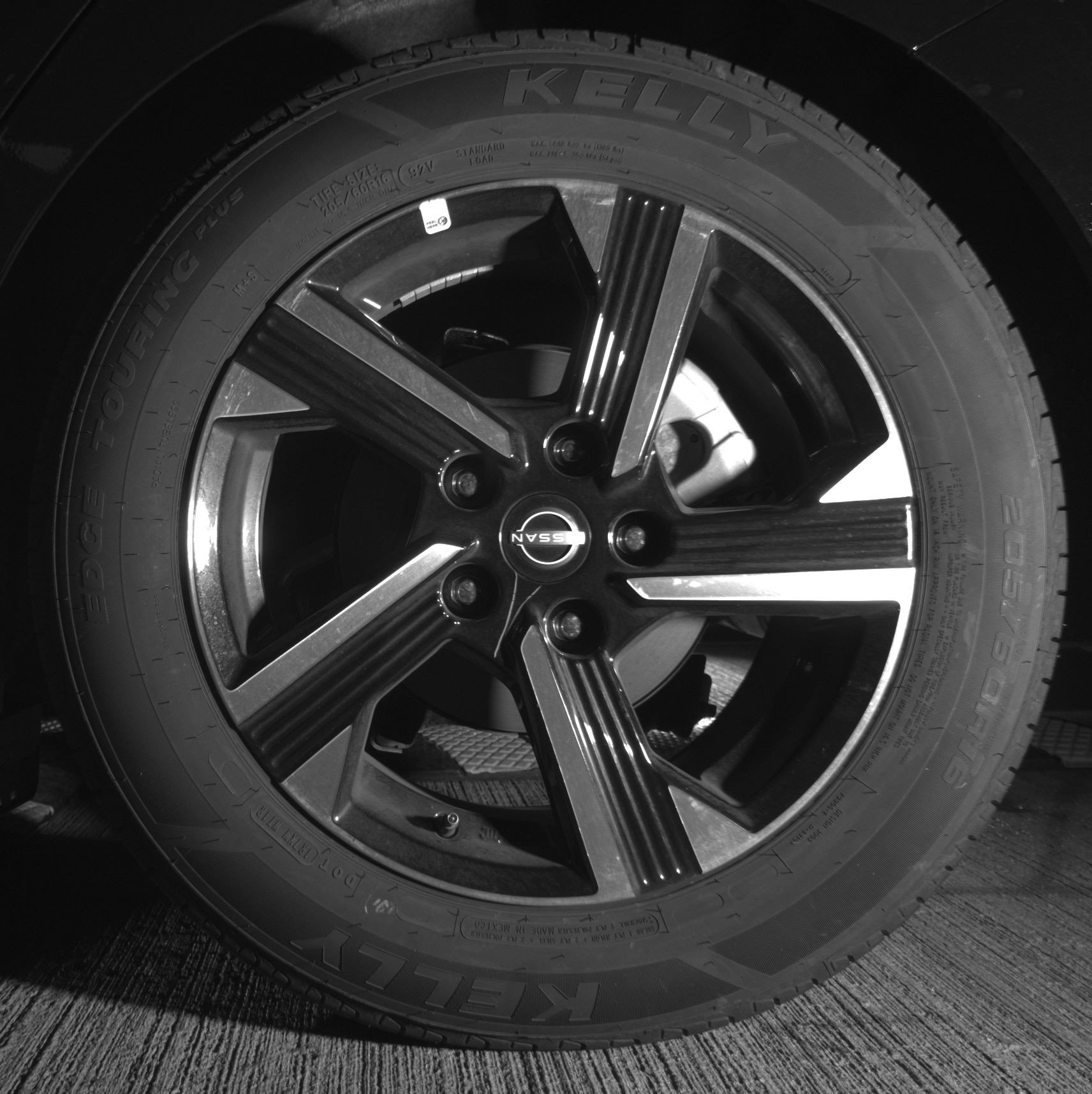 Used 2025 Nissan Sentra SV image 14