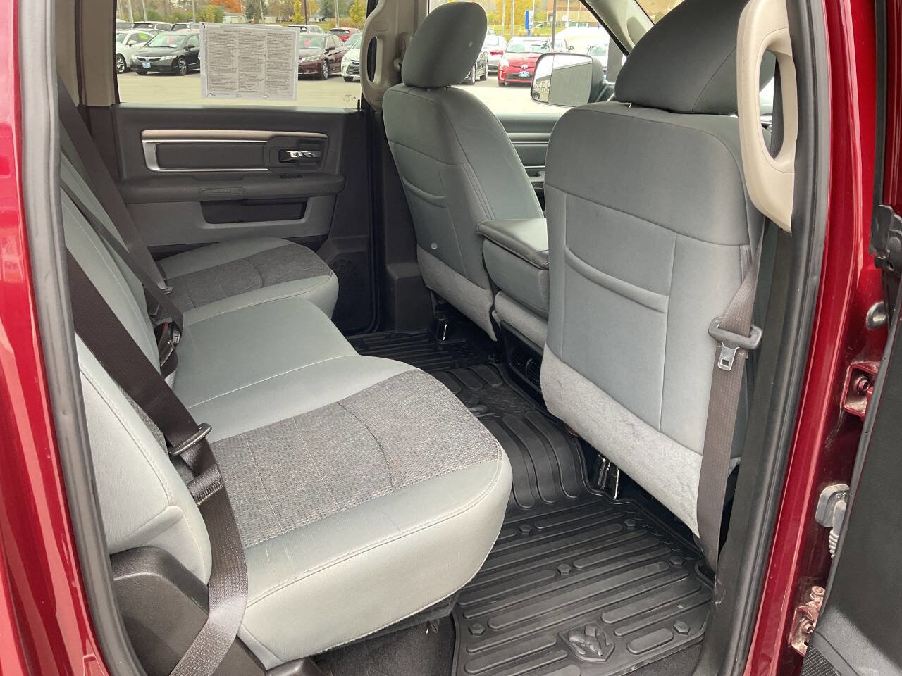 Used 2018 RAM 3500 SLT image 44