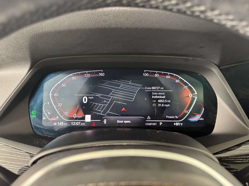 Used 2022 BMW X7 xDrive40i w/ M Sport Package AWD/4WD image 3