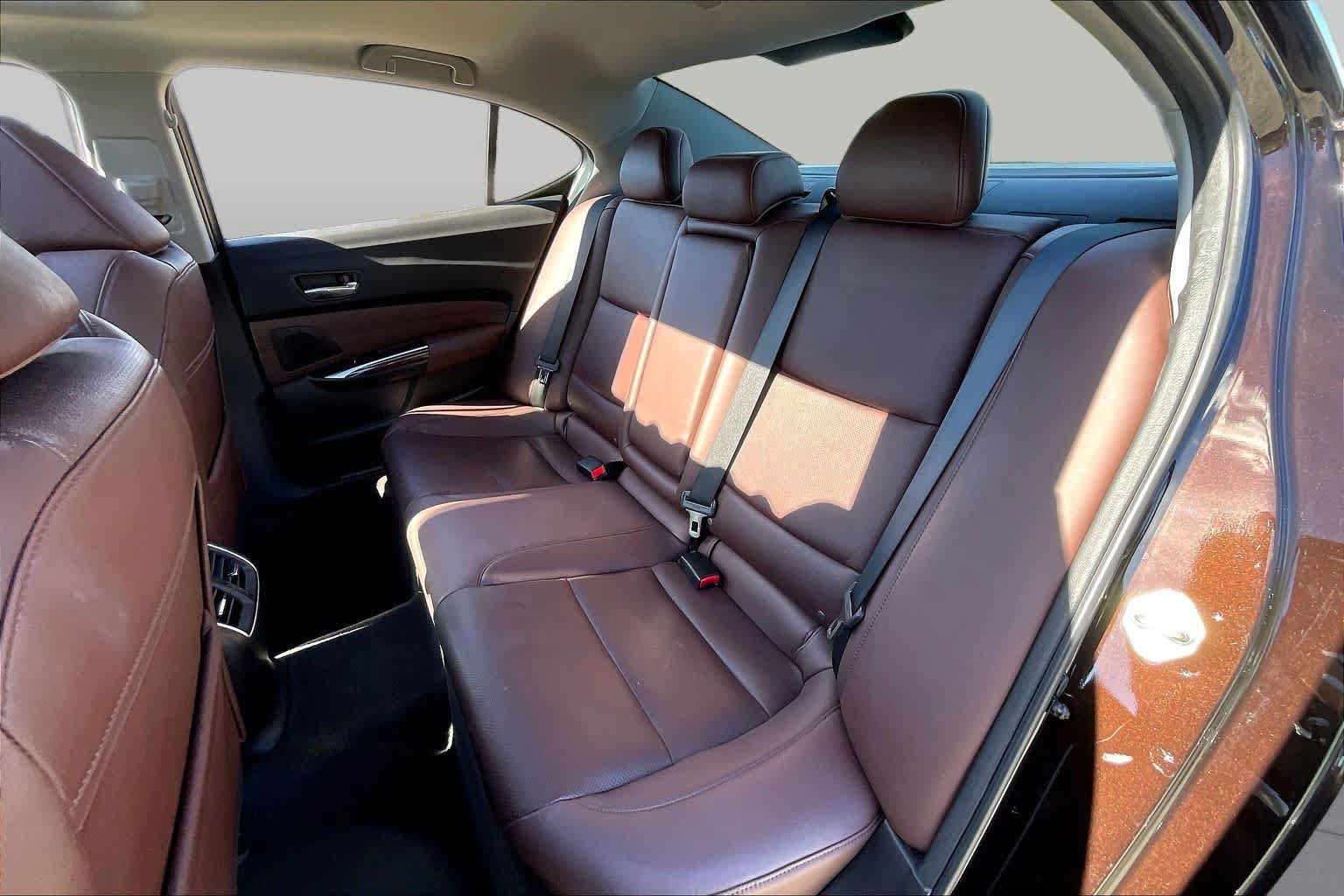 Used 2017 Acura TLX w/ Technology Package FWD image 20