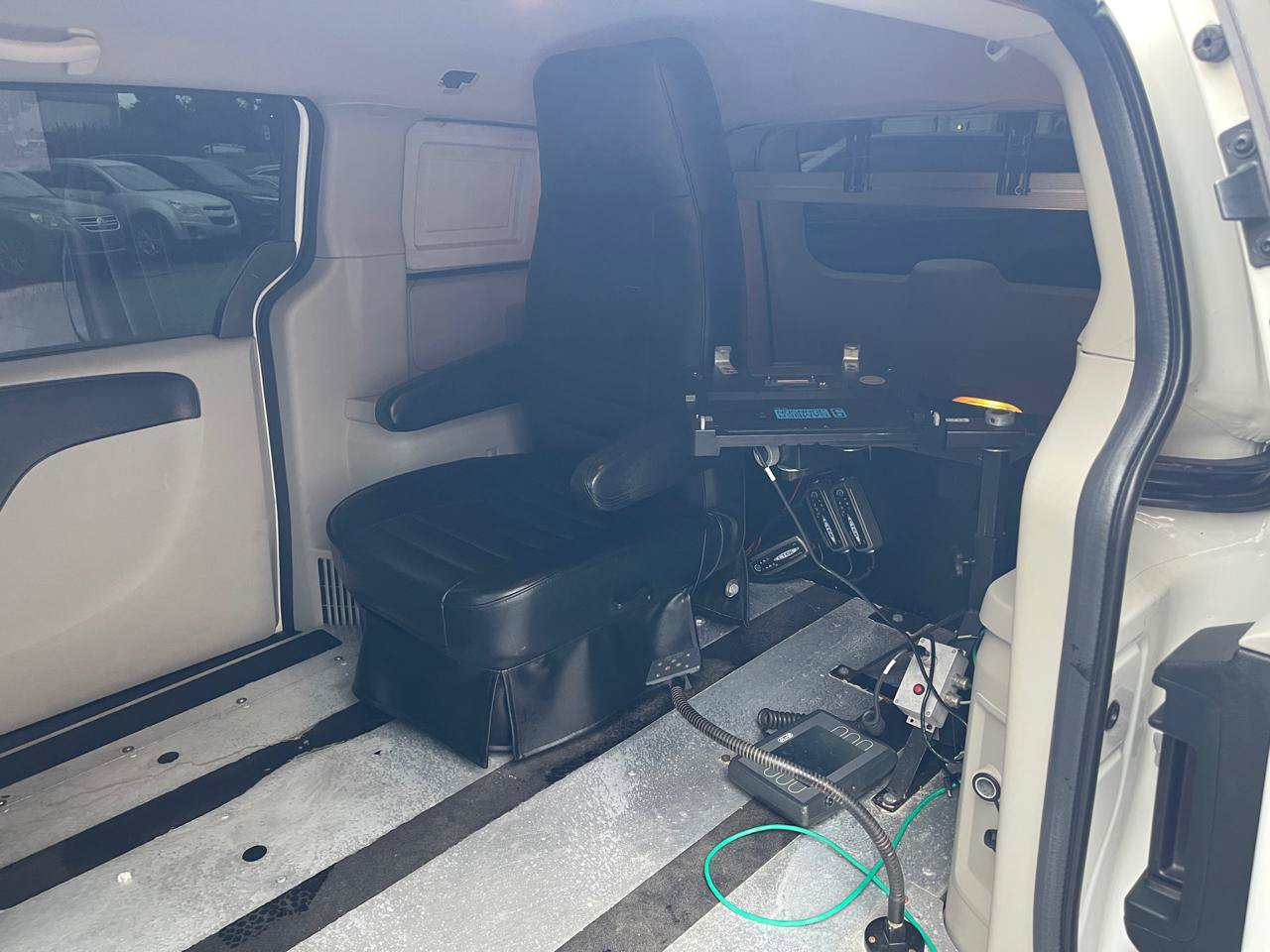 Used 2013 RAM C/V Tradesman w/ UConnect Hands-Free Group FWD image 13