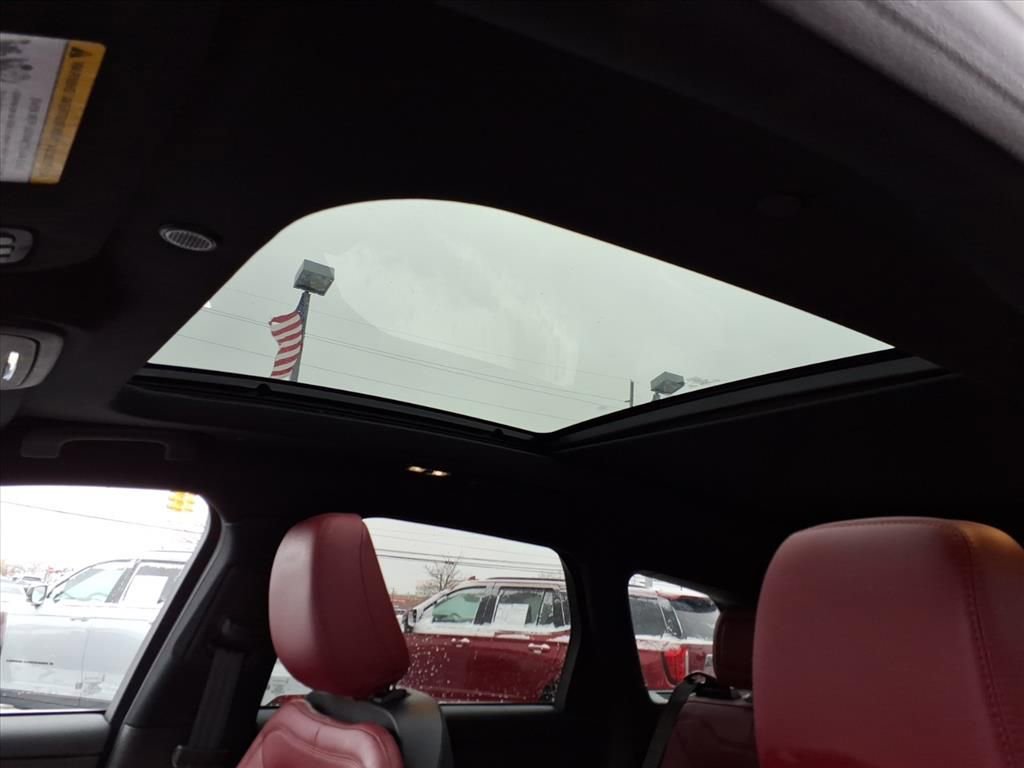 Certified 2023 Lincoln Corsair Reserve w/ Equipment Group 201A AWD/4WD image 11