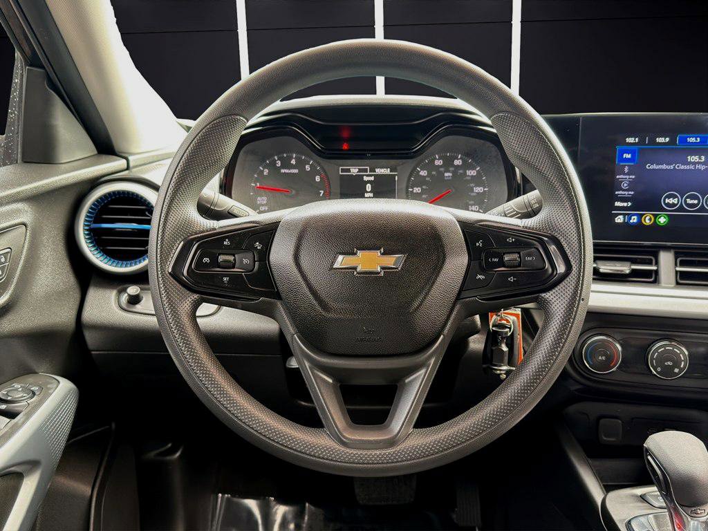 Used 2024 Chevrolet Trax LS FWD image 16