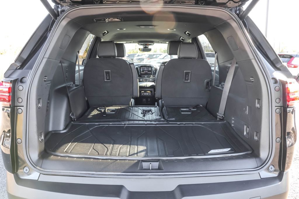 Used 2023 Chevrolet Traverse RS w/ LPO, Floor Liner Package image 30