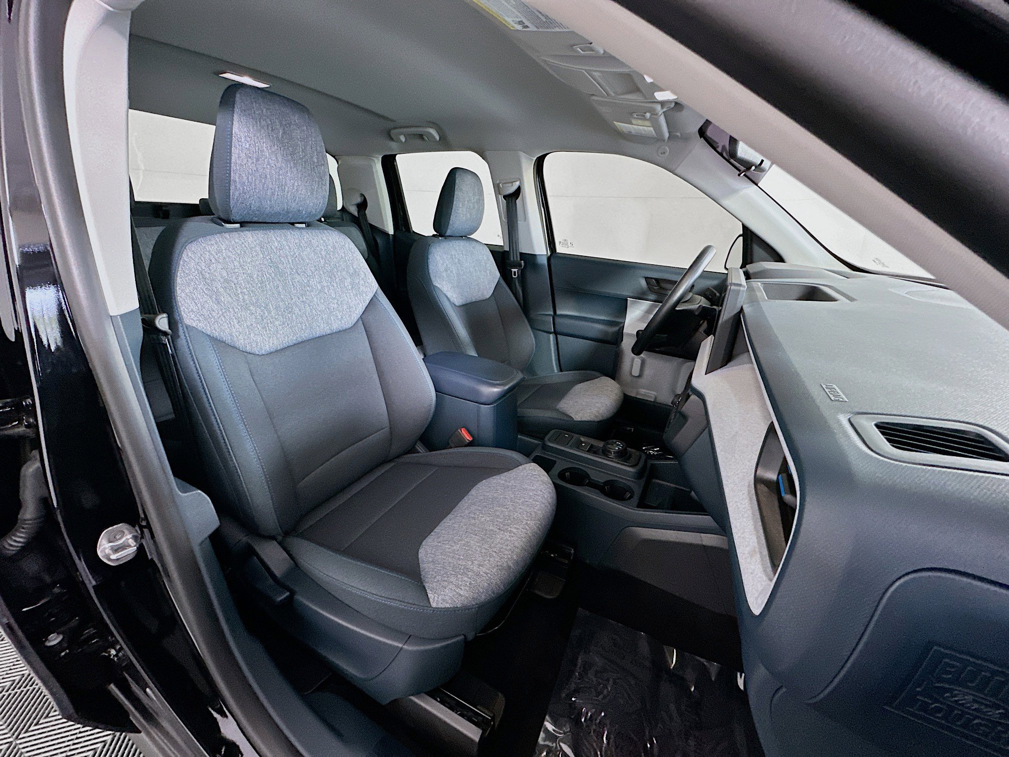 Used 2025 Ford Maverick XLT image 28