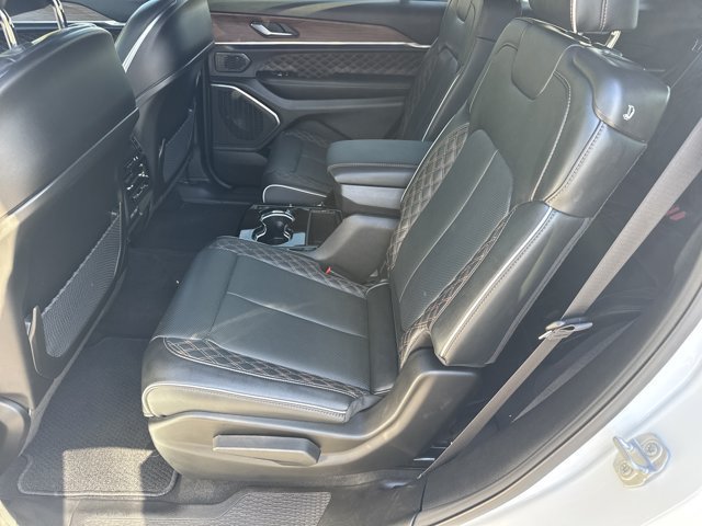 Certified 2025 Jeep Grand Cherokee L Summit AWD/4WD image 26