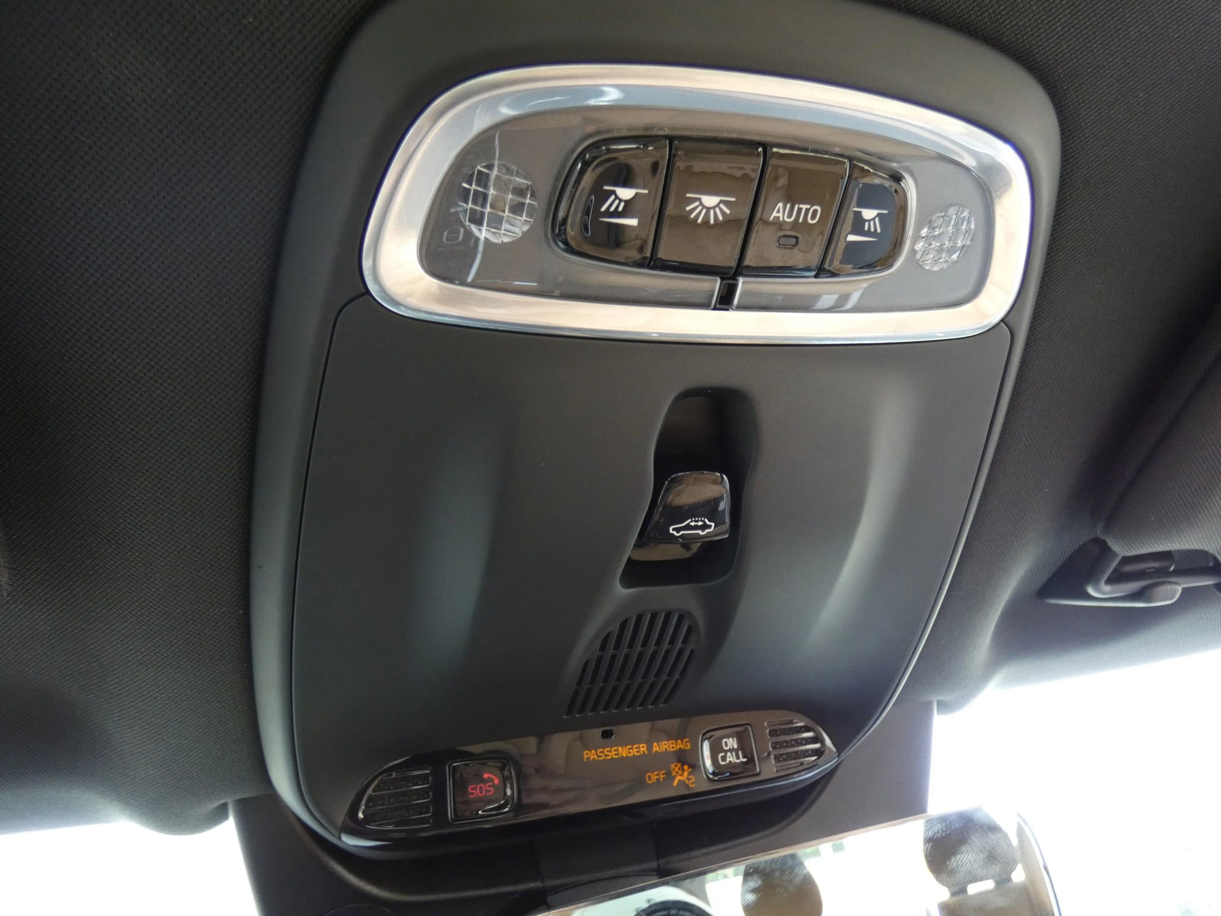 Used 2017 Volvo XC90 T6 Inscription w/ Vision Package image 85