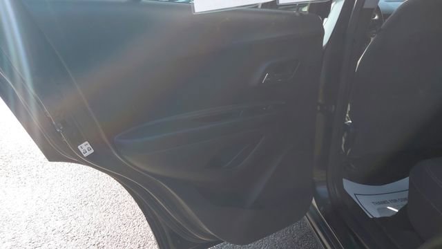 Used 2019 Chevrolet Trax LS w/ Tint and Cruise Package image 23