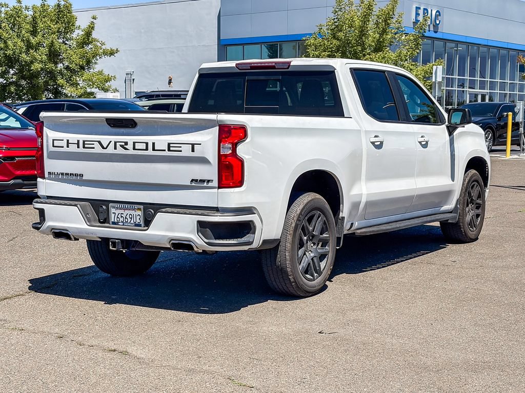 Used 2023 Chevrolet Silverado 1500 RST AWD/4WD image 4