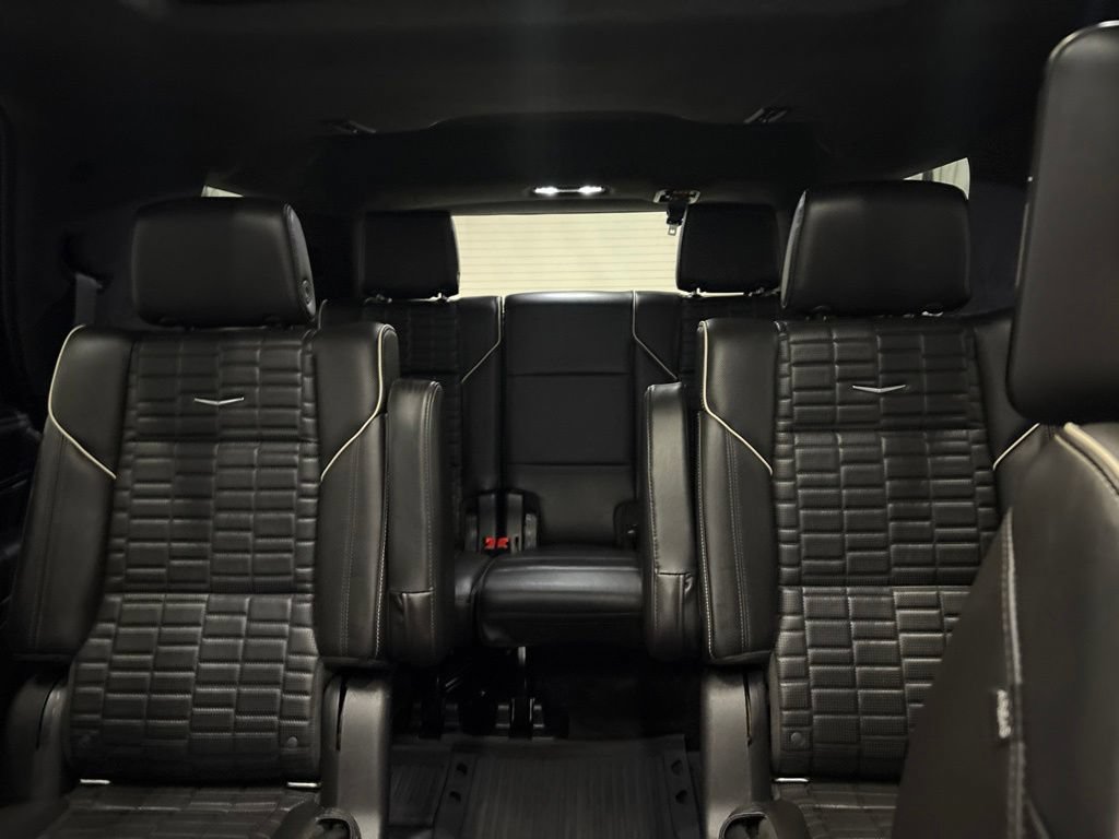 Used 2021 Cadillac Escalade Sport Platinum w/ Heavy-Duty Trailer Package AWD/4WD image 30