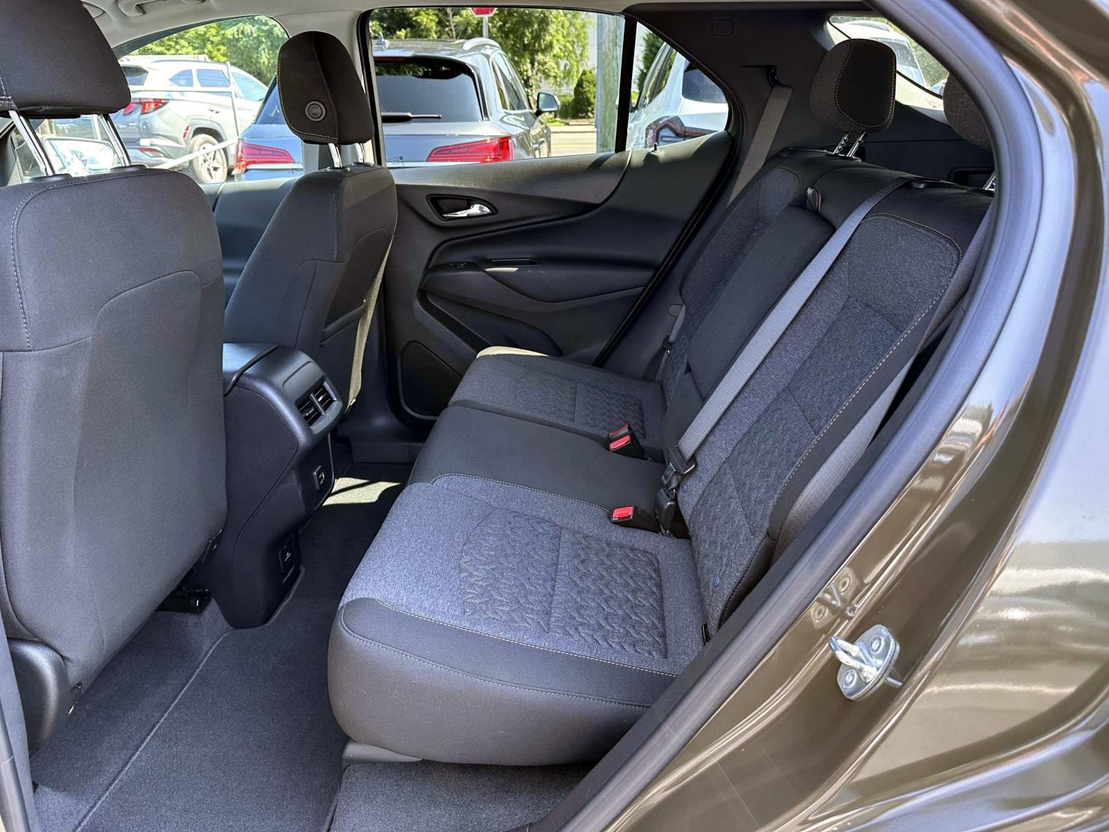 Used 2023 Chevrolet Equinox LT AWD/4WD image 12