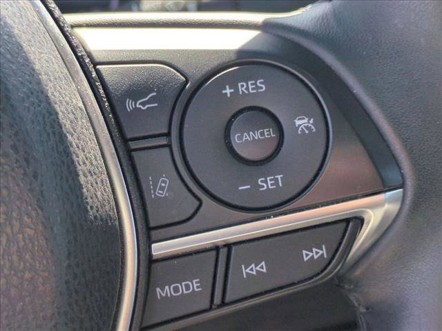 Used 2018 Toyota Camry XLE w/ Audio Package image 16