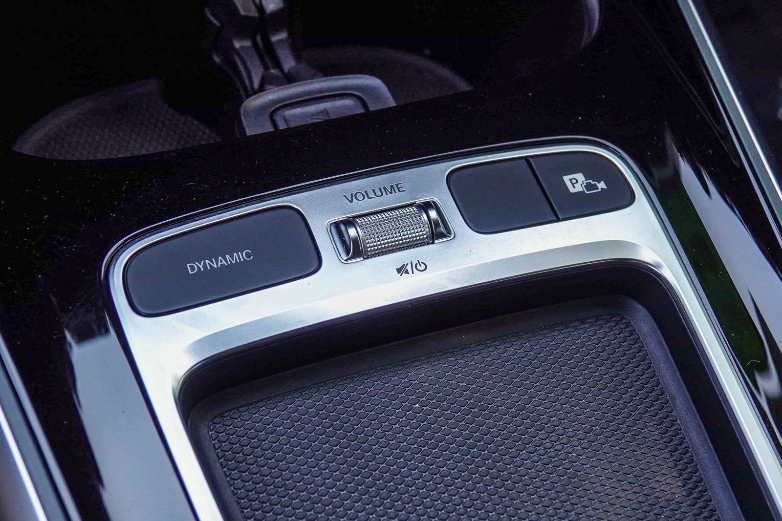 Used 2024 Mercedes-Benz EQB 300 4MATIC image 22