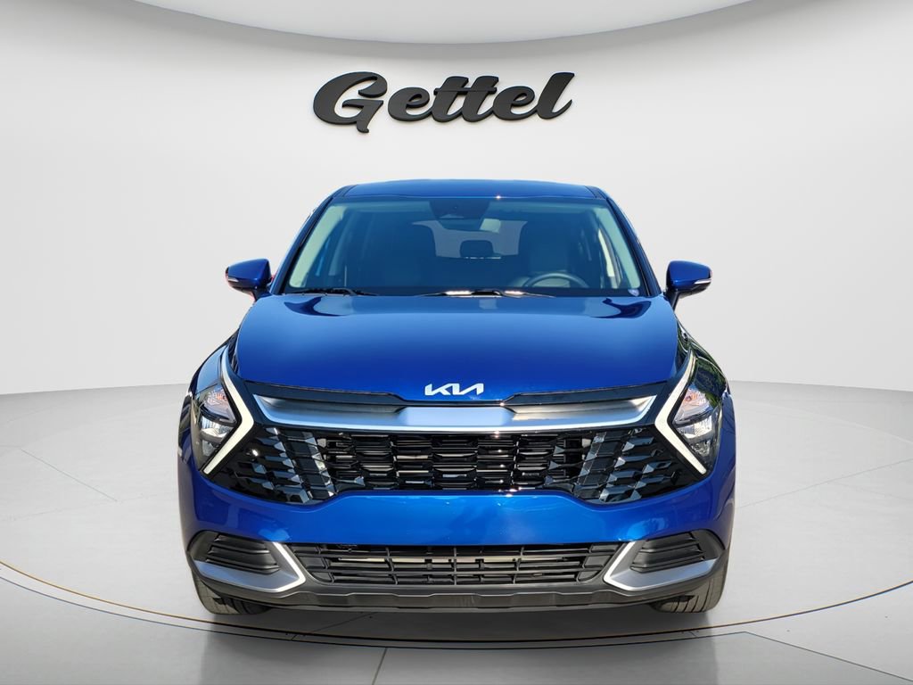 Used 2023 Kia Sportage EX image 2