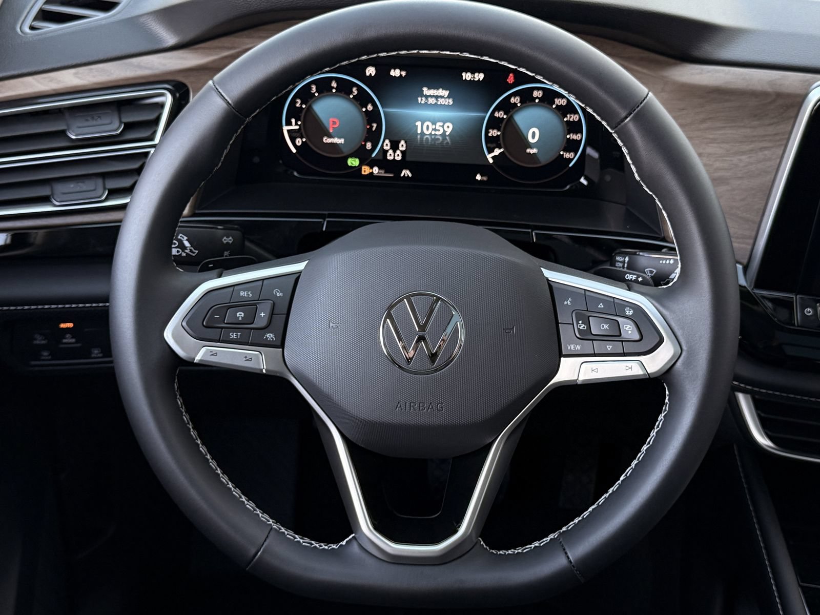 New 2026 Volkswagen Atlas SE FWD image 13