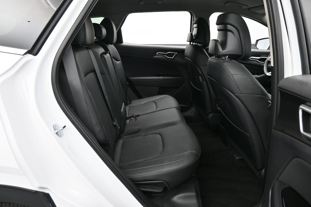 Used 2024 Kia Sportage EX AWD/4WD image 31