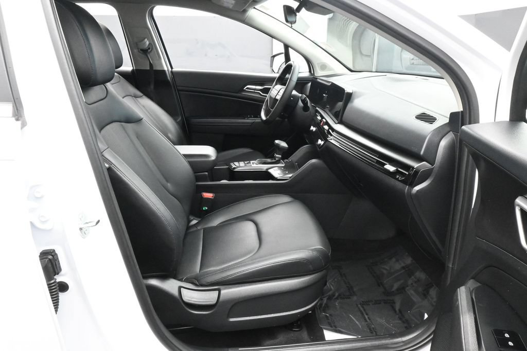 Used 2026 Kia Sportage EX FWD image 44