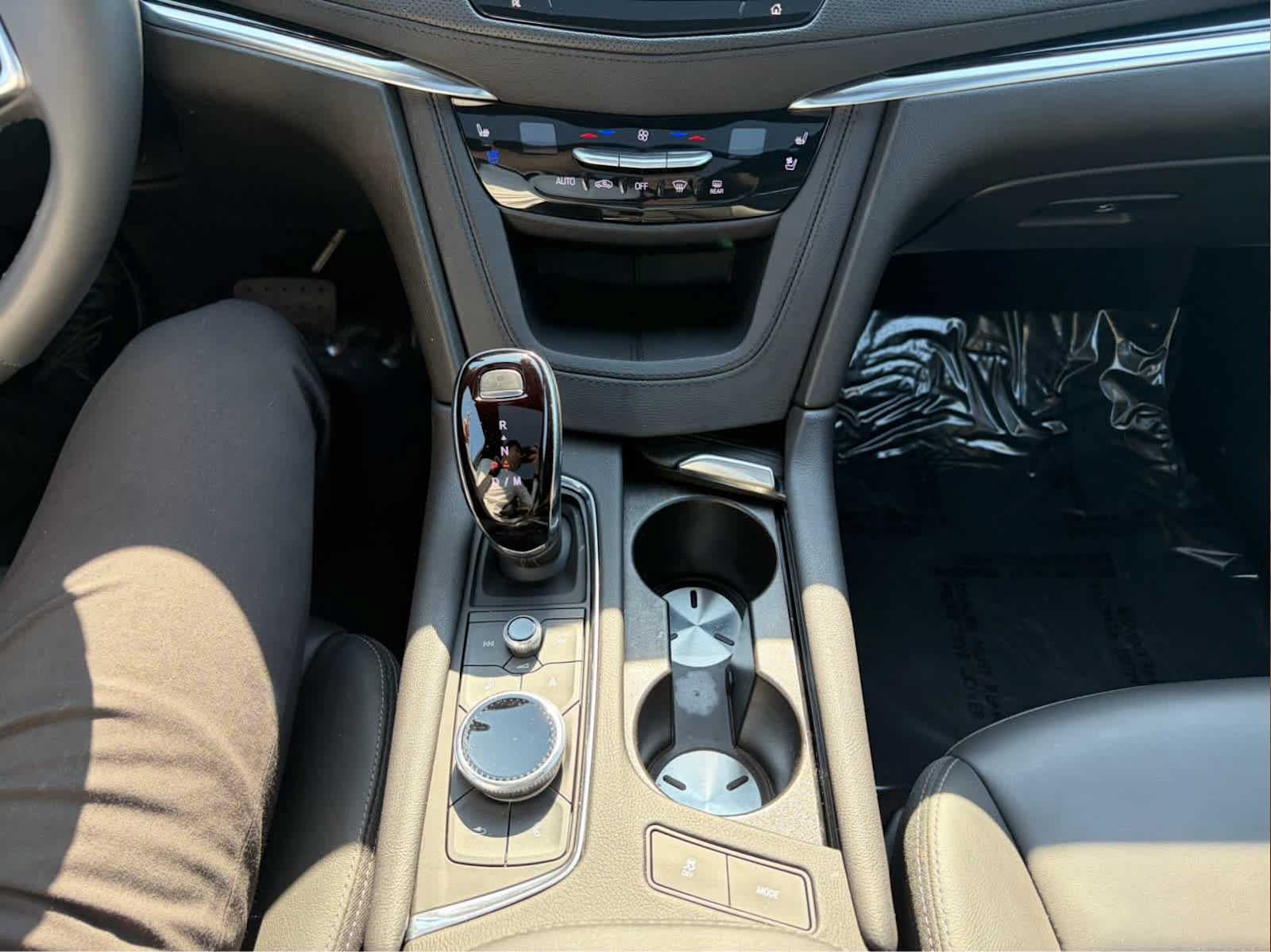 Certified 2025 Cadillac XT5 Premium Luxury AWD/4WD image 13