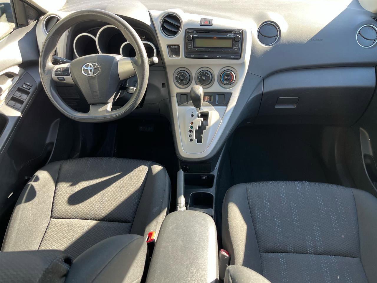 Used 2013 Toyota Matrix L FWD image 15