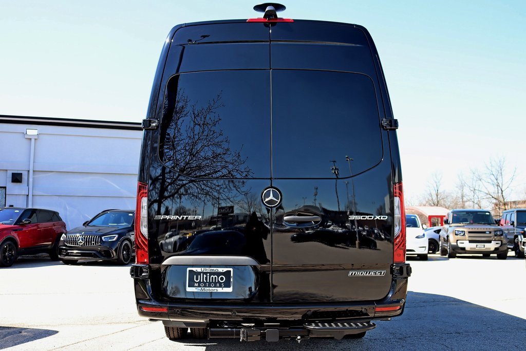 Used 2024 Mercedes-Benz Sprinter 3500 image 13