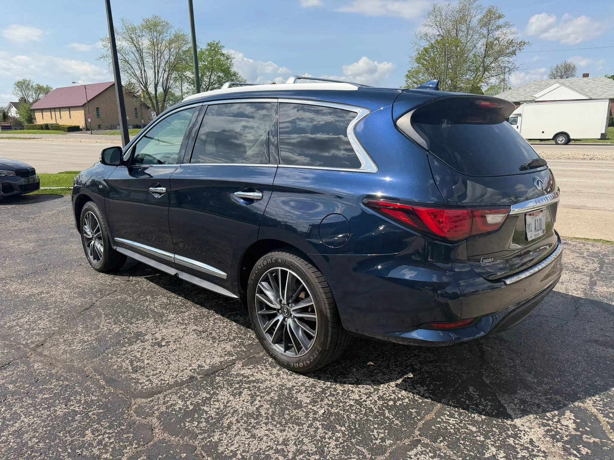 Used 2018 INFINITI QX60 Luxe w/ Deluxe Technology Package image 4