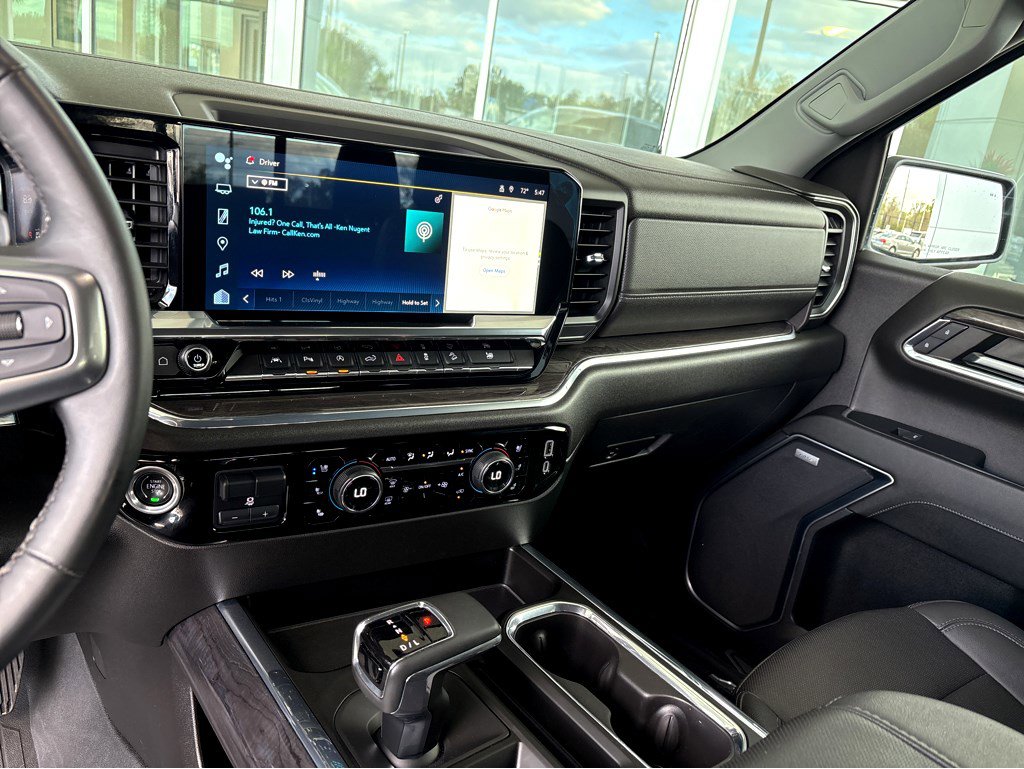 Used 2024 Chevrolet Silverado 1500 LTZ image 12