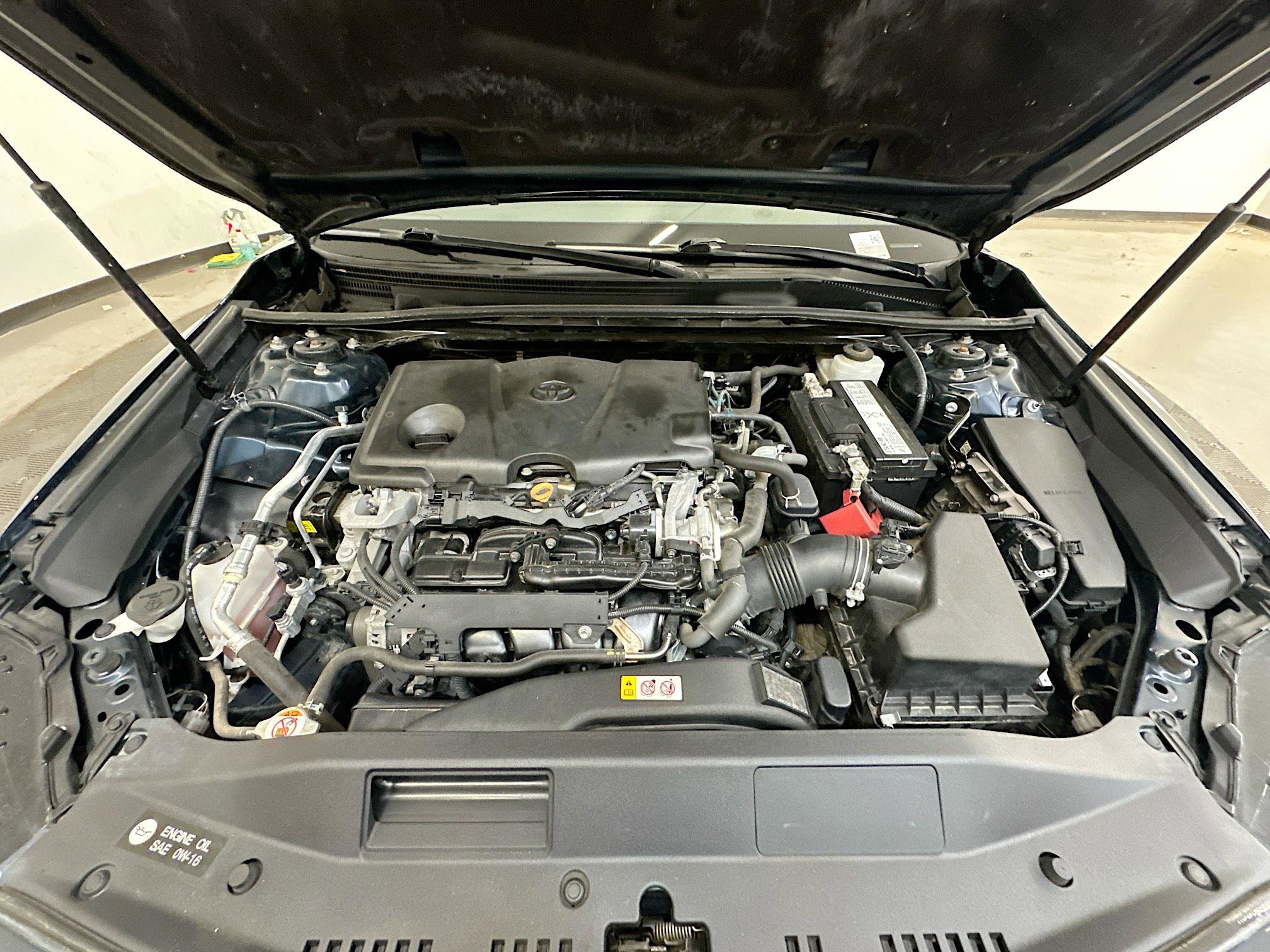 Used 2019 Toyota Camry LE image 34