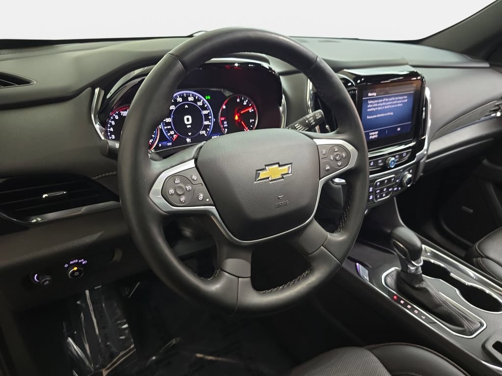 Used 2023 Chevrolet Traverse High Country AWD/4WD image 16