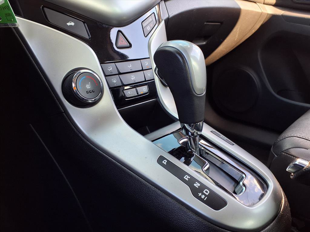 Used 2015 Chevrolet Cruze LT image 8