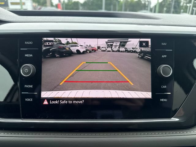 Used 2023 Volkswagen Taos SEL AWD/4WD image 25