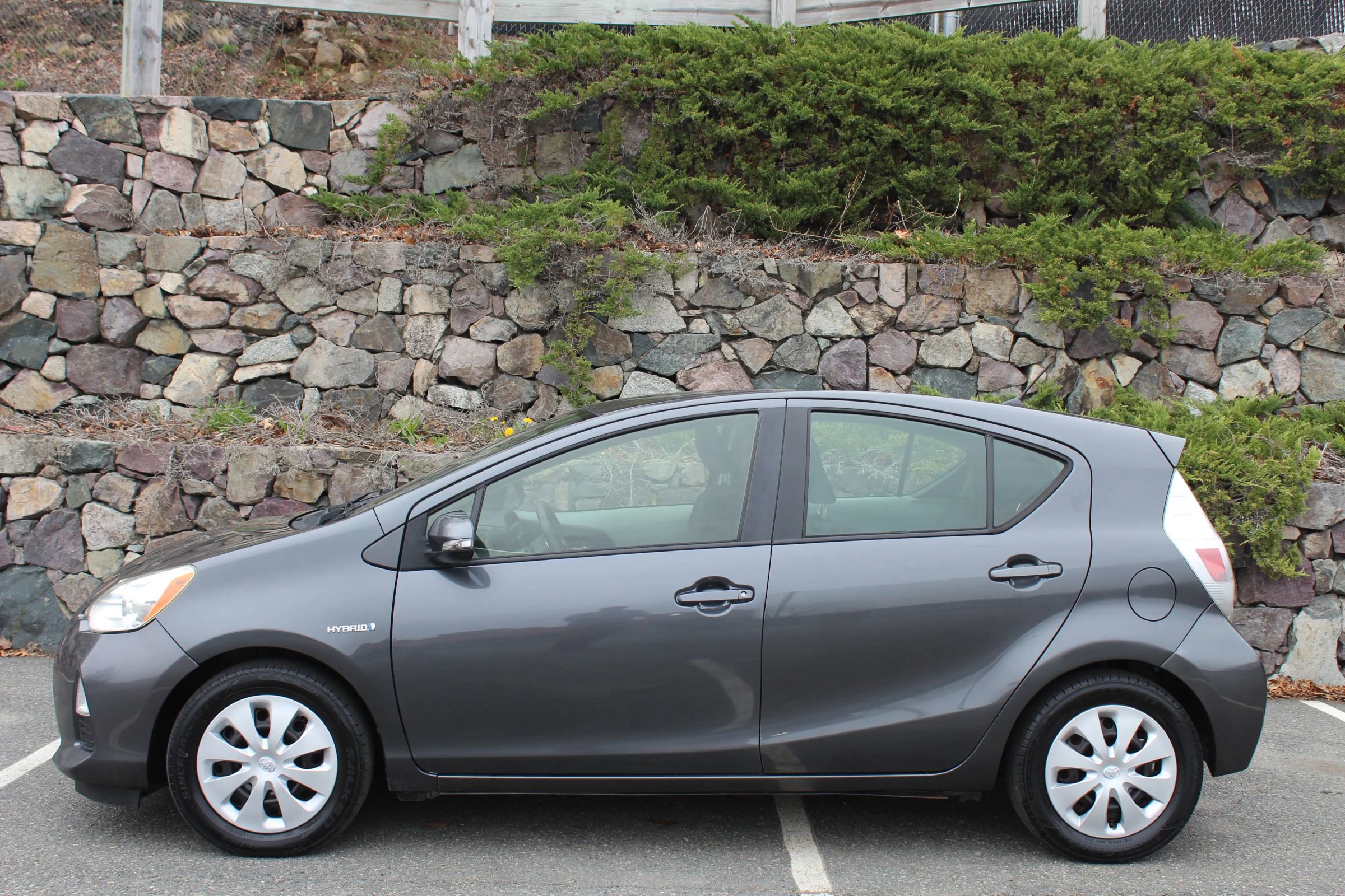 Used 2013 Toyota Prius C Two FWD image 6