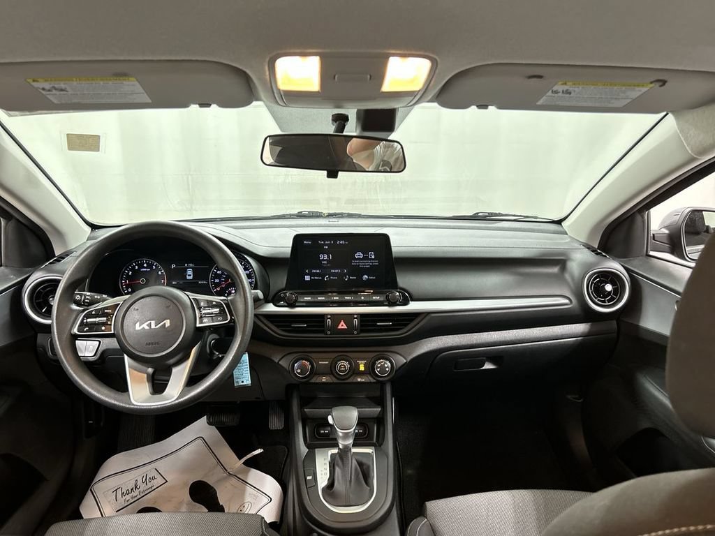 Used 2023 Kia Forte LXS w/ LXS Technology Package FWD image 18