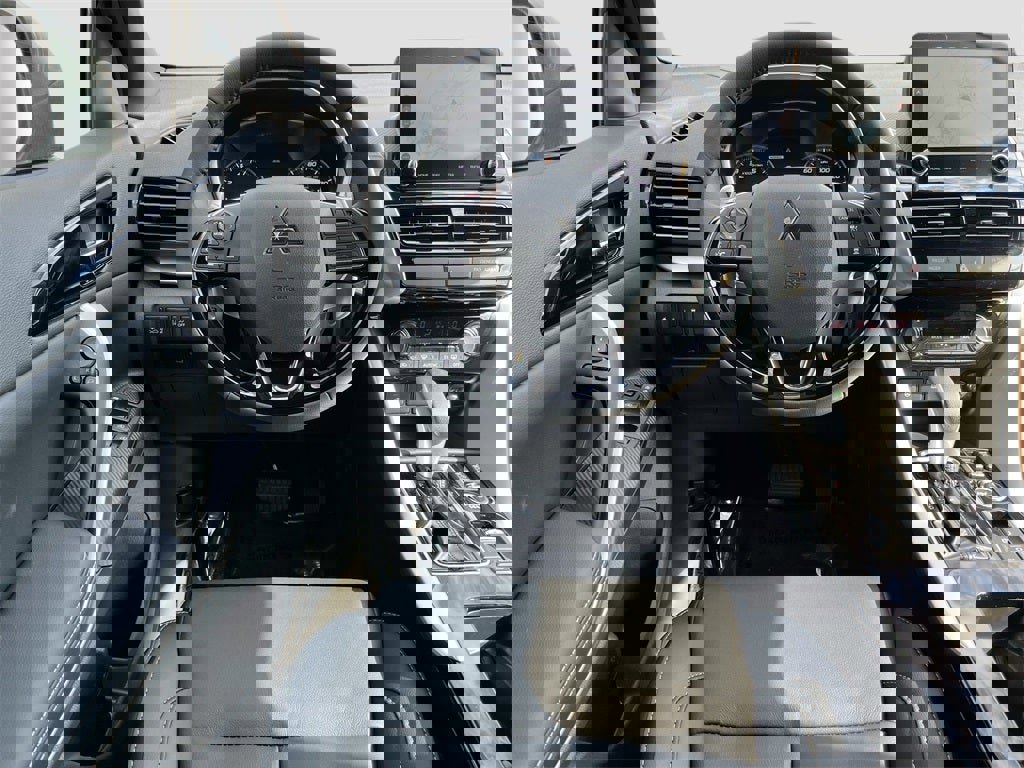 New 2025 Mitsubishi Eclipse Cross SEL image 21