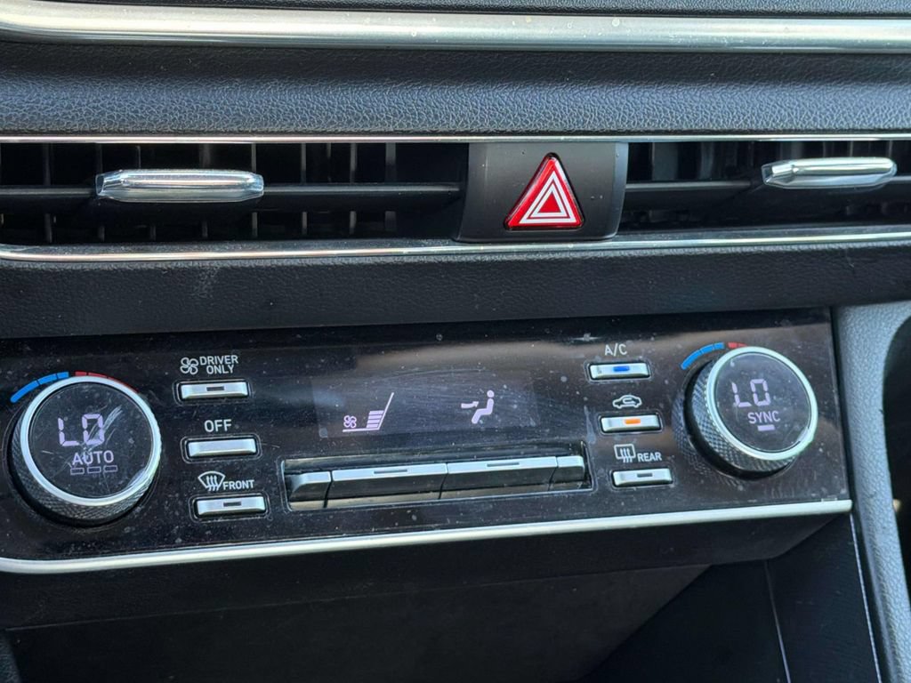 Used 2023 Hyundai Sonata Blue FWD image 16