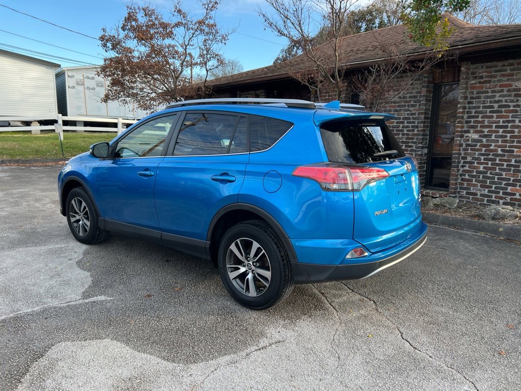 Used 2018 Toyota RAV4 XLE w/ Plus Extra Value Package image 2