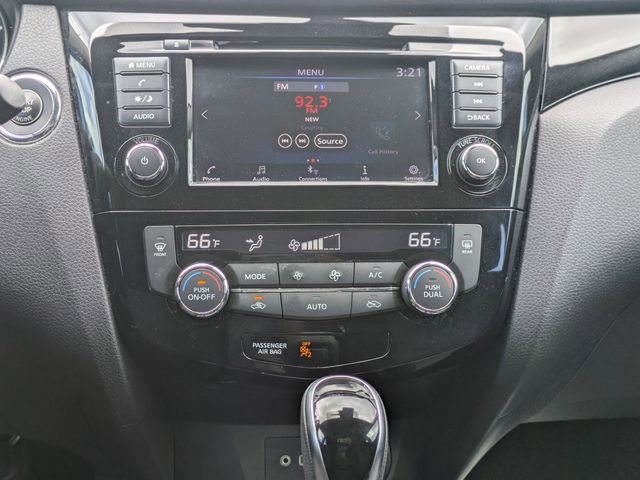 Used 2021 Nissan Rogue Sport SV FWD image 18