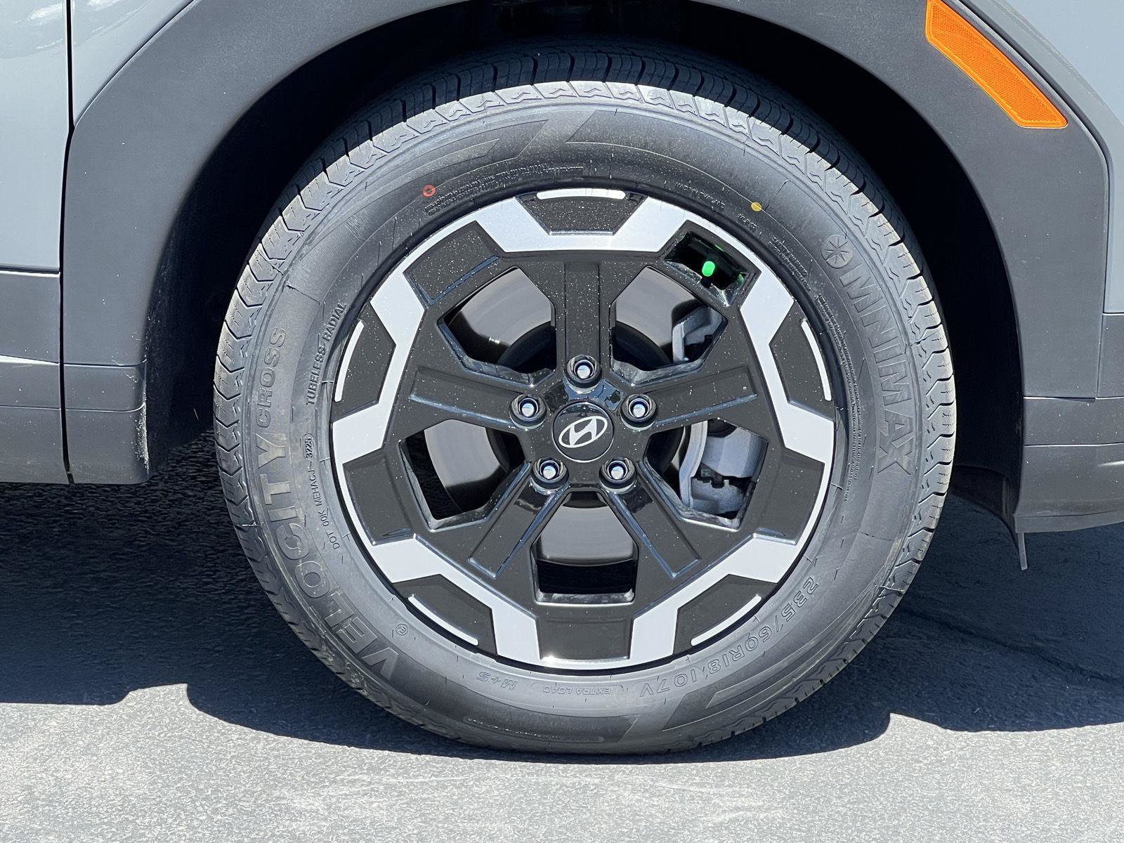 Certified 2024 Hyundai Santa Fe SE AWD/4WD image 16