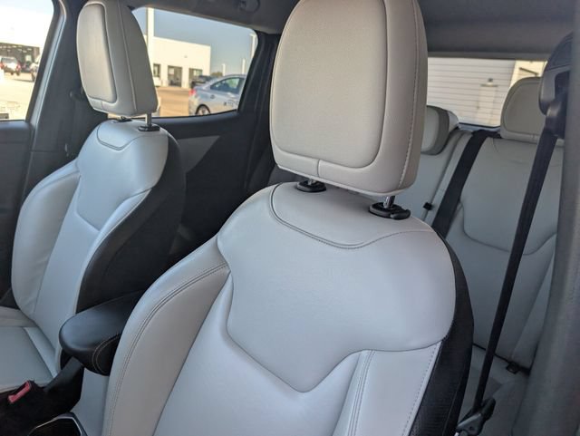 Used 2020 Jeep Renegade Limited w/ LED Lighting Group FWD image 10