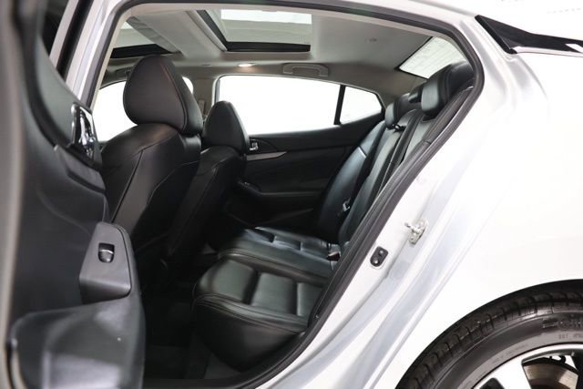 Used 2017 Nissan Maxima 3.5 SL image 31