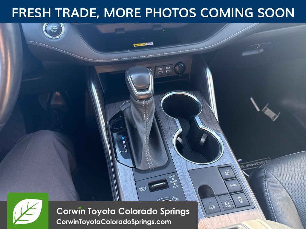 Used 2023 Toyota Highlander Limited AWD/4WD image 13