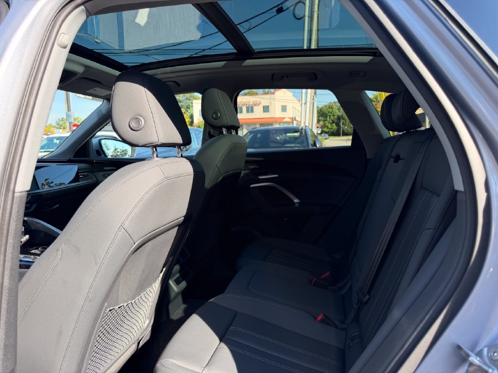 Used 2025 Audi Q5 Premium Plus w/ Premium Plus AWD/4WD image 26