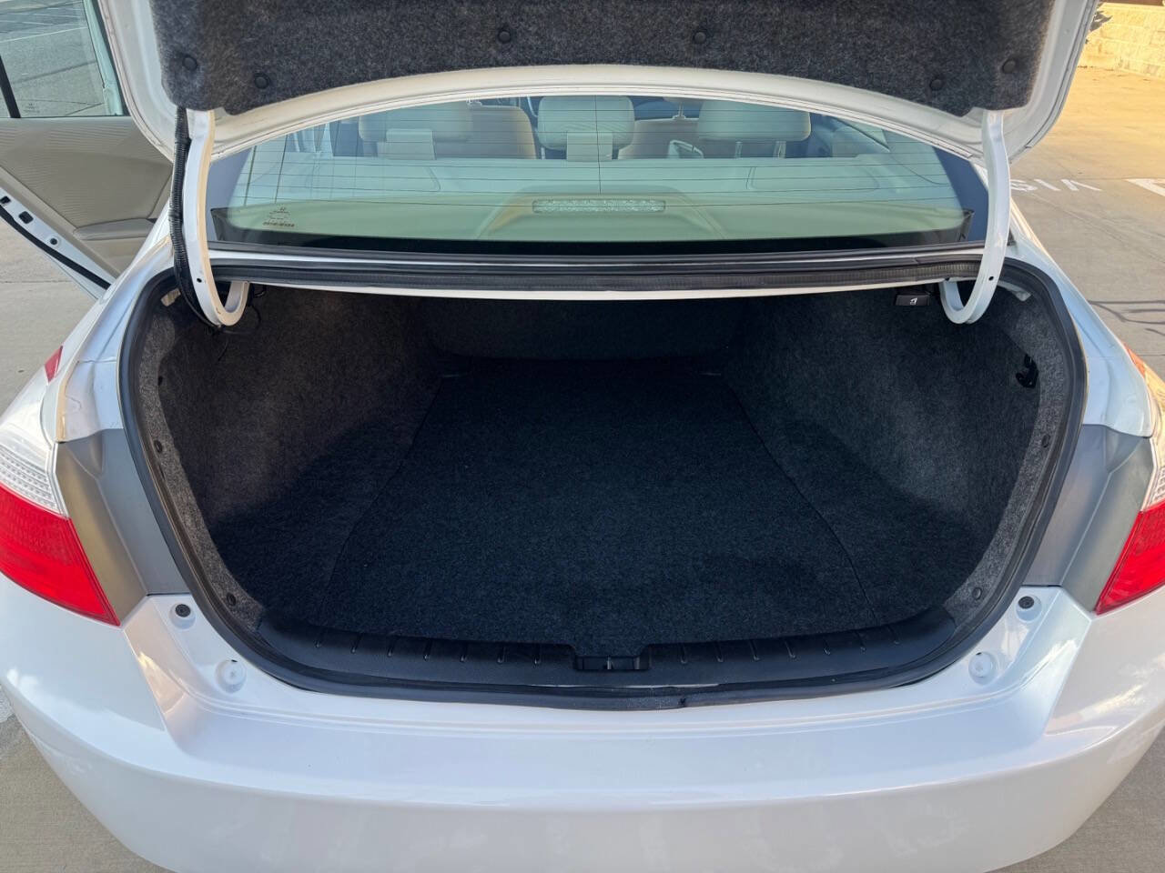 Used 2015 Honda Accord LX image 8