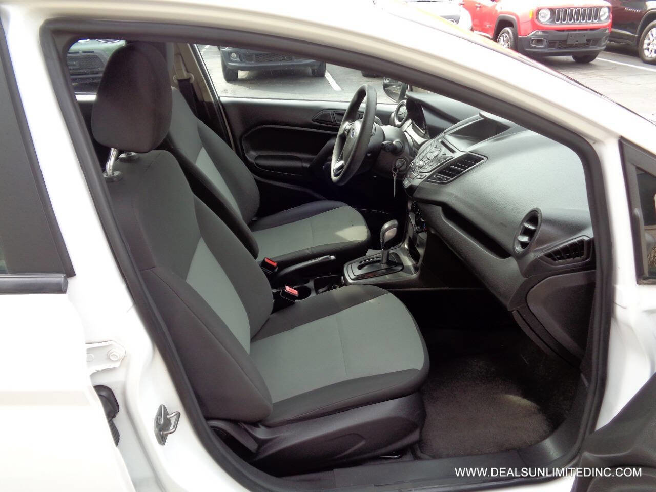 Used 2017 Ford Fiesta S image 17