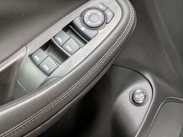 Used 2023 Buick Encore GX Essence image 20