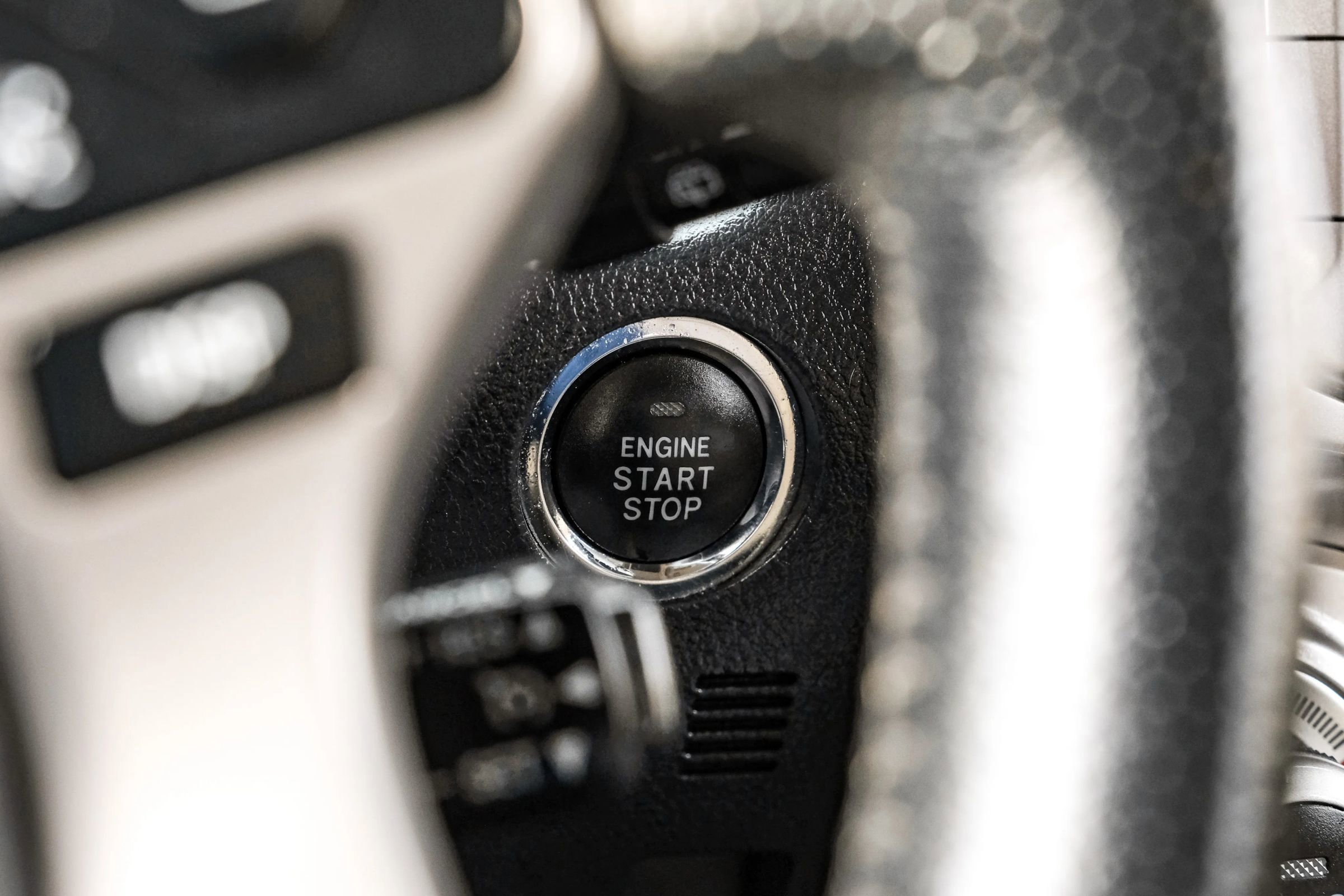 Used 2014 Toyota 4Runner Limited image 21